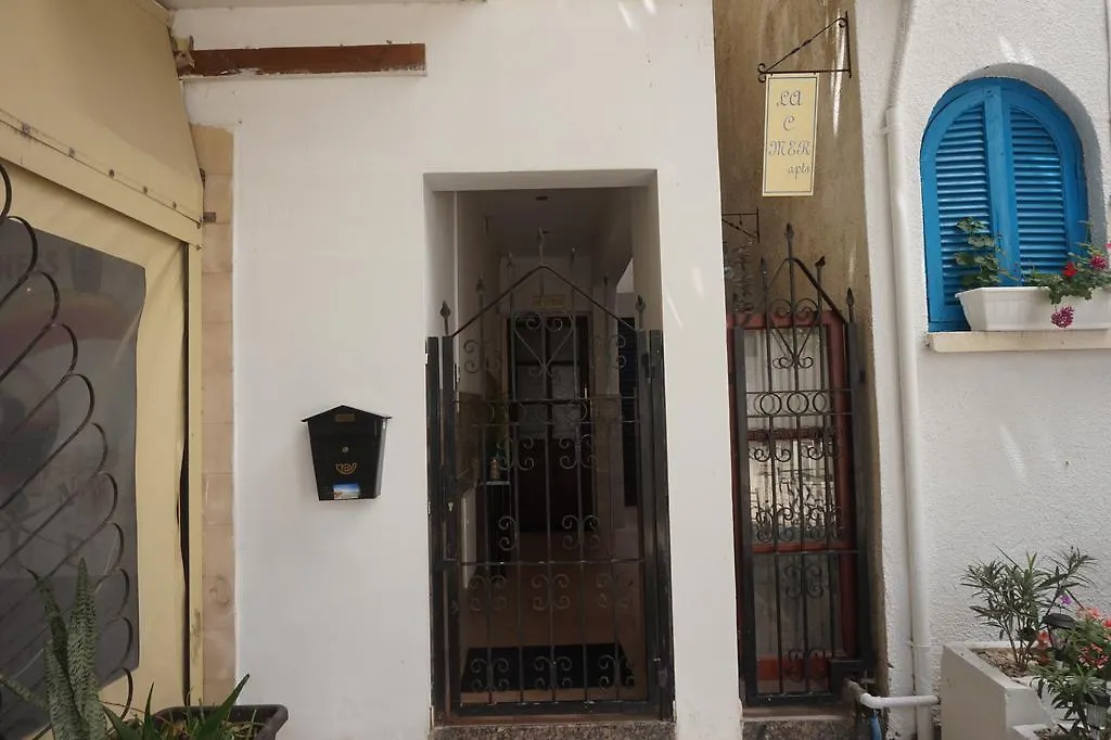 דירה לרנקה La C Mer